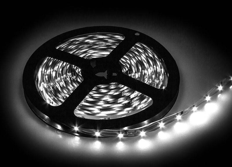 Лента светодиодная LS 28CW-60/33 60LED 4.8Вт/м 12В IP33 6000K (5м/упак.) IN HOME Лента светодиодная LS 28CW-60/33 60LED 4.8Вт/м 12В IP33 6000K (5м/упак.) IN HOME